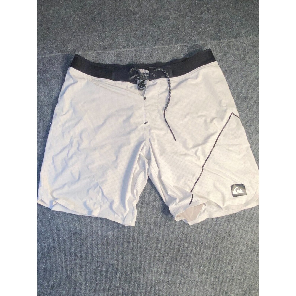 Fabletics Board Shorts Large Mens Beige Check Activewear Pocket Drawstring Waist